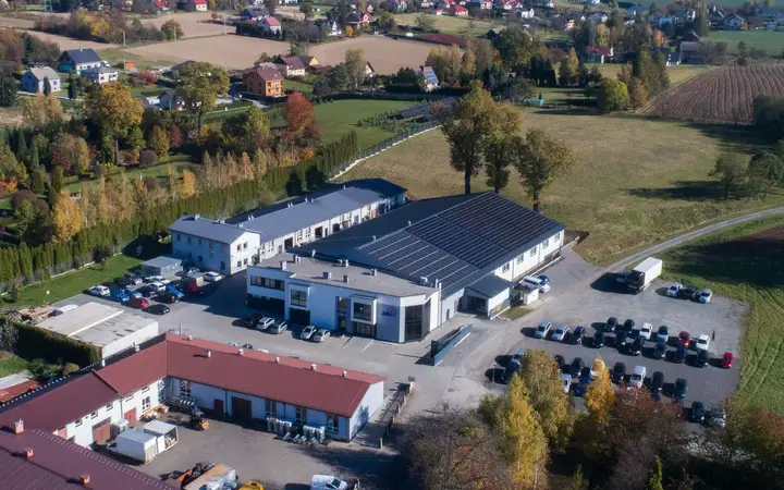 Instalacja fotowoltaiczna na firmie