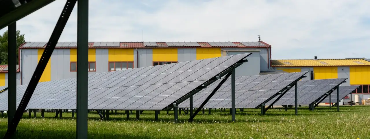 Fotowoltaika na ziemi