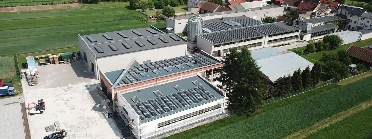 Instalacja fotowoltaiczna na firmie